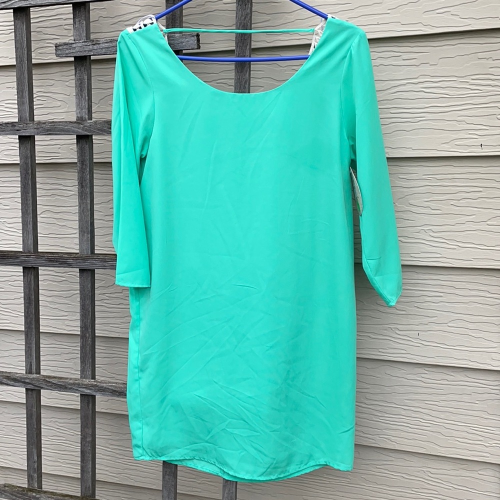 Women’s dress
